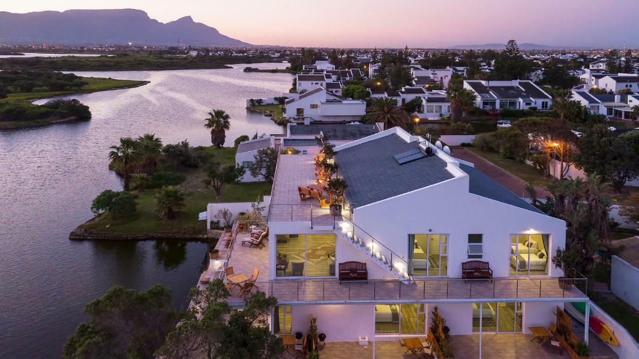 Marina Views Apartment Muizenberg Exterior foto